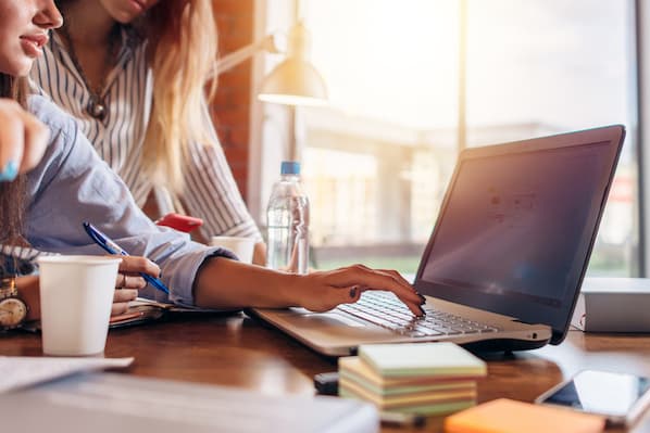 Examples Of Syndication Services In Action