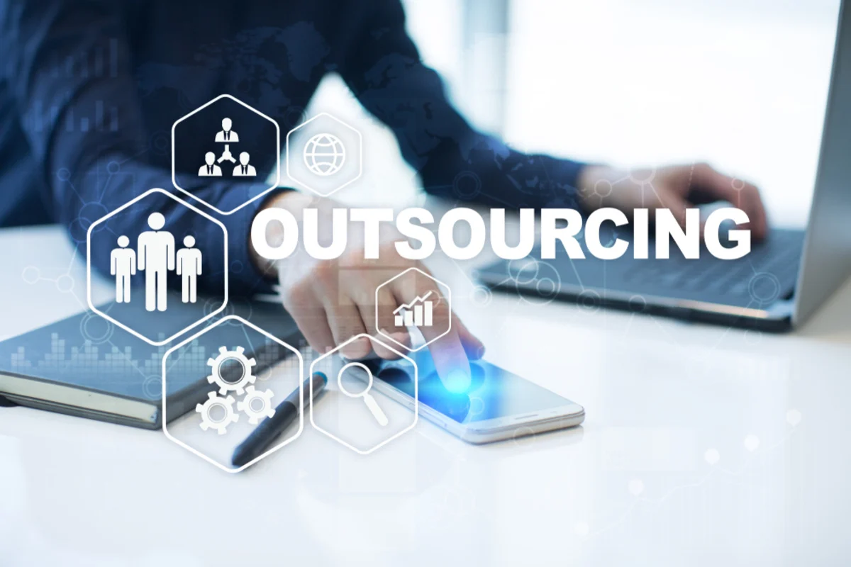 Red Flags to Avoid When Outsourcing Guest Posts