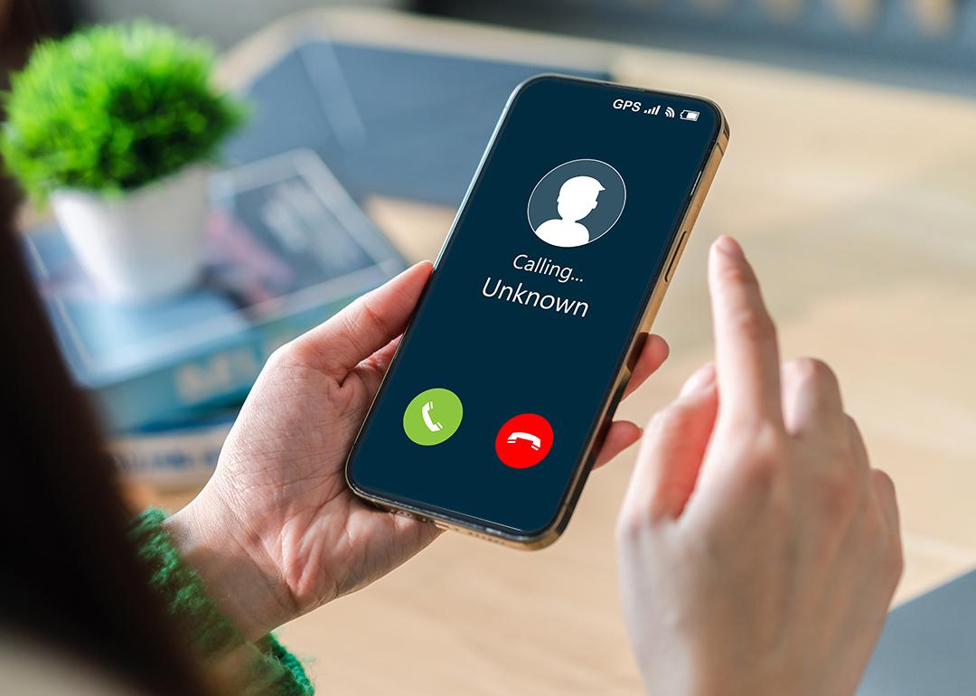 When to Use Reverse Phone Lookup?